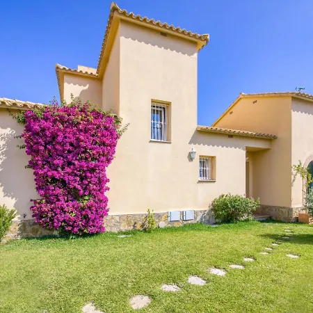 فيلة Bellevie By Interhome